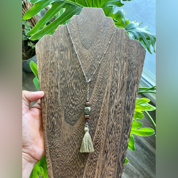 Labradorite - Hematite - Garnet Necklace - Picture 6 of 6